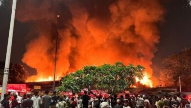 175 Petugas Dikerahkan Padamkan Api di Kebon Kosong, 620 Warga Terdampak Setelah Rumah Hangus
